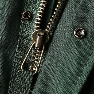 용납 OEM/ODM 폴리에스터/고무 올리브 녹색 남성 재킷 M65 야외 활동용 XS-XXL